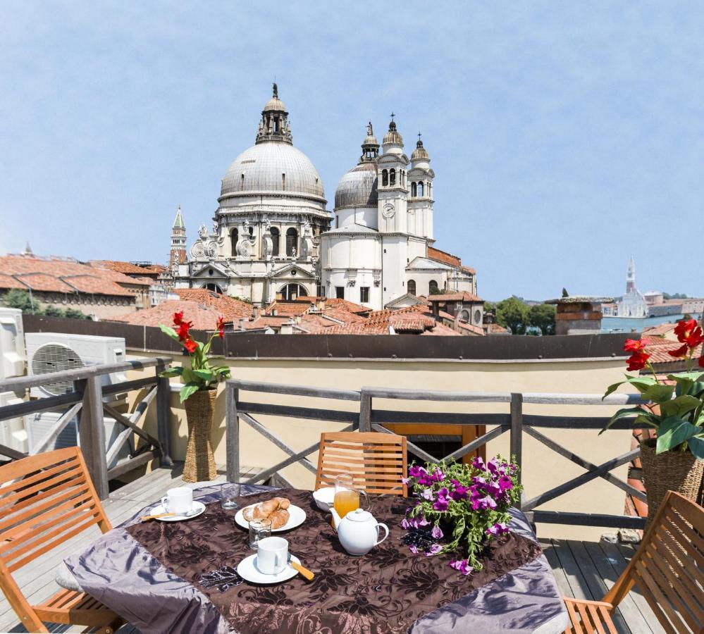Accademia Charm Apartments By Wonderful Italy Venedig Exterior foto