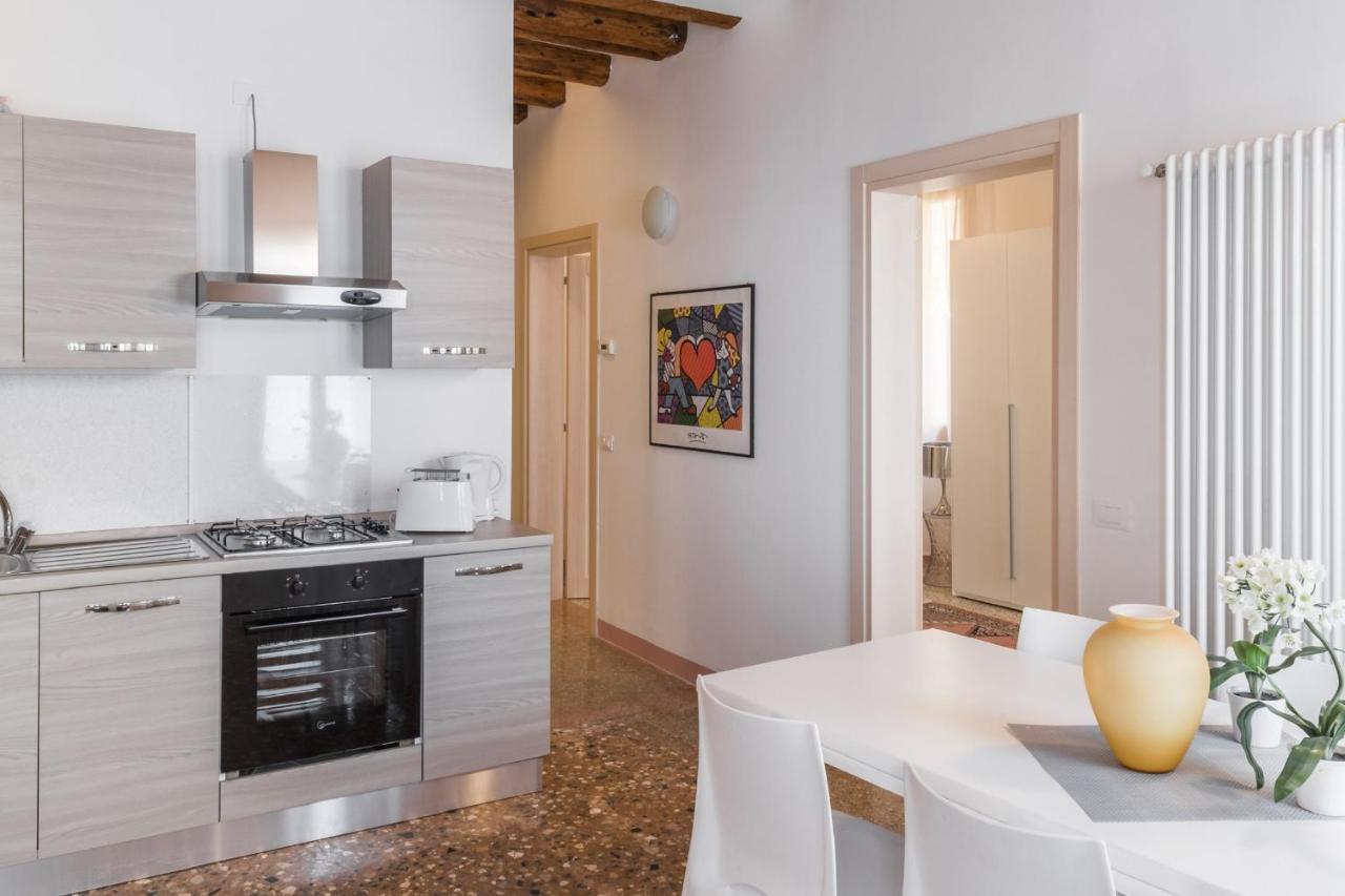 Accademia Charm Apartments By Wonderful Italy Venedig Exterior foto